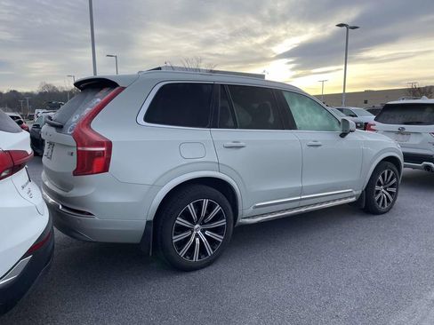 Used 2022 Volvo XC90 T6 Inscription image 4