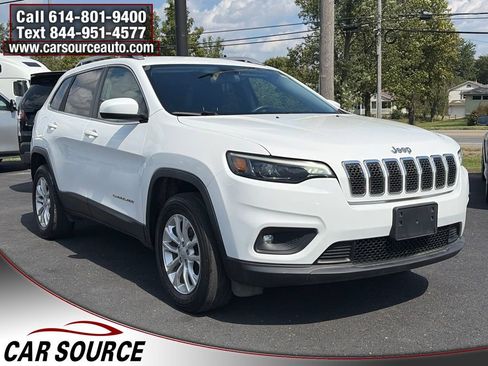 Used 2019 Jeep Cherokee Latitude w/ Popular Appearance Group AWD/4WD image 3