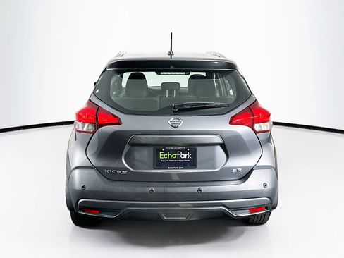 Used 2020 Nissan Kicks SR FWD image 7