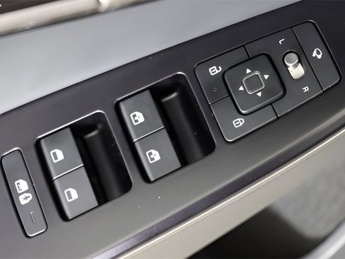 New 2025 Kia EV6 Light image 17