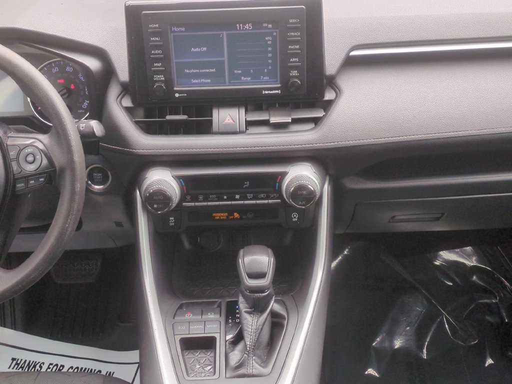 Used 2020 Toyota RAV4 XLE FWD image 16