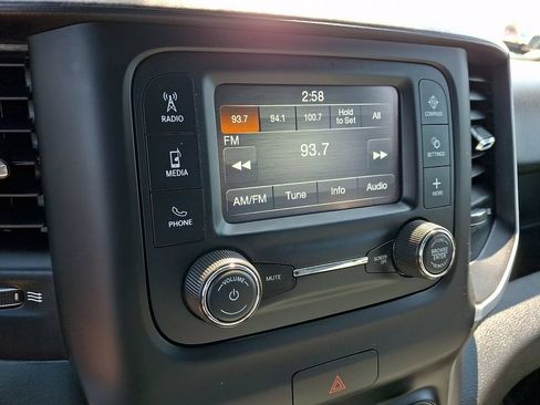 Used 2022 RAM 1500 Big Horn AWD/4WD image 15