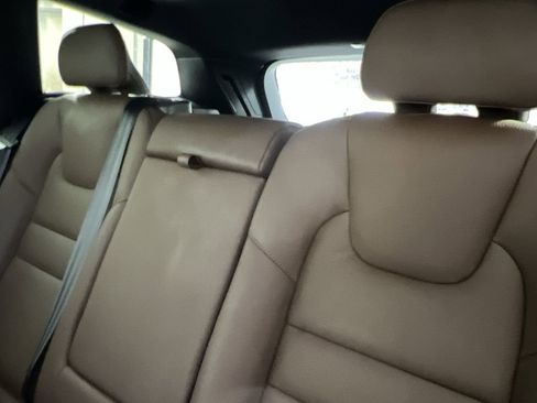 Certified 2025 Volvo V60 B5 Cross Country Plus image 24