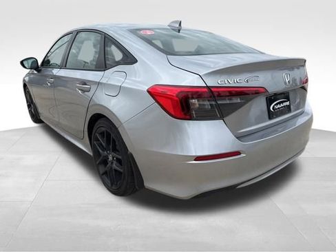 Used 2024 Honda Civic Sport image 6