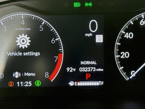 Certified 2024 Honda HR-V LX image 13