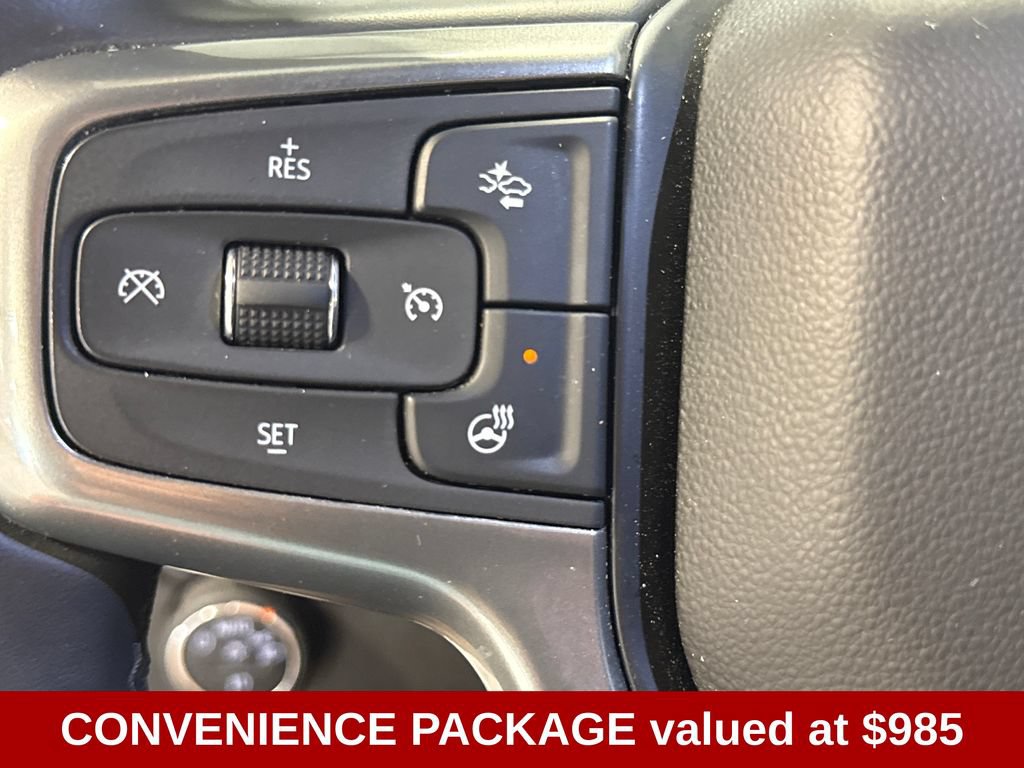 Used 2025 Chevrolet Silverado 2500 LT w/ Convenience Package AWD/4WD image 3