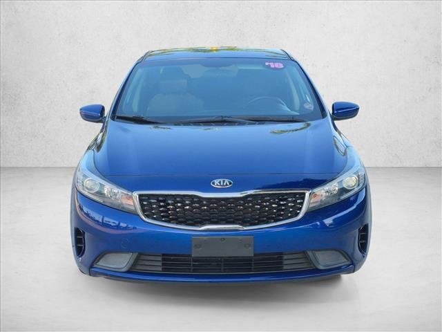 Used 2018 Kia Forte S FWD image 2
