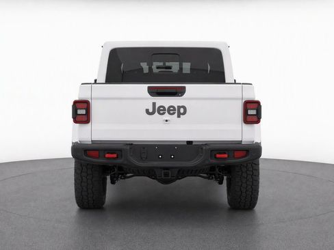 Used 2021 Jeep Gladiator Rubicon AWD/4WD image 4