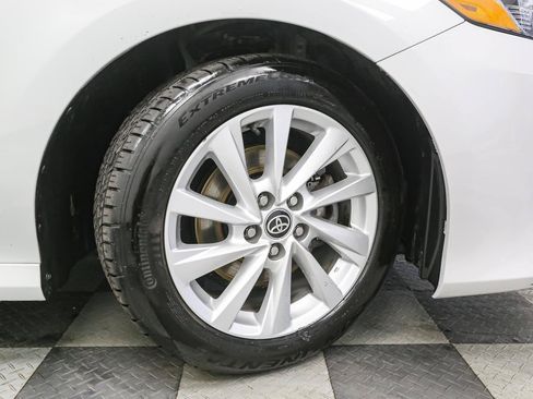 Used 2023 Toyota Camry LE FWD image 14