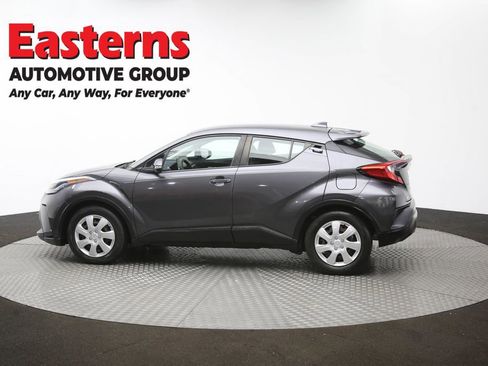 Used 2020 Toyota C-HR LE image 60