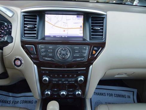 Used 2014 Nissan Pathfinder SL w/ SL Tech Package AWD/4WD image 24