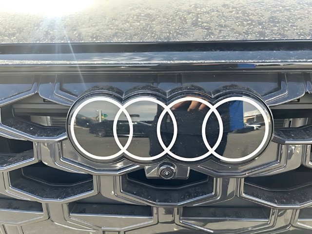 Certified 2026 Audi Q3 quattro 2.0T AWD/4WD image 9