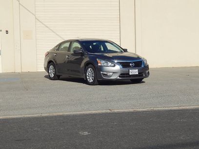 Used 2015 Nissan Altima 2.5 S w/ Power Driver Seat Package