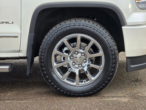 Used 2014 GMC Sierra 1500 Denali image 29