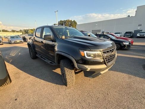 Used 2018 Chevrolet Colorado ZR2 AWD/4WD image 2