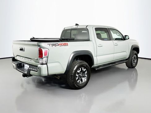 Used 2023 Toyota Tacoma TRD Off-Road w/ Technology Package AWD/4WD image 8
