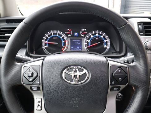 Used 2015 Toyota 4Runner SR5 Premium image 50
