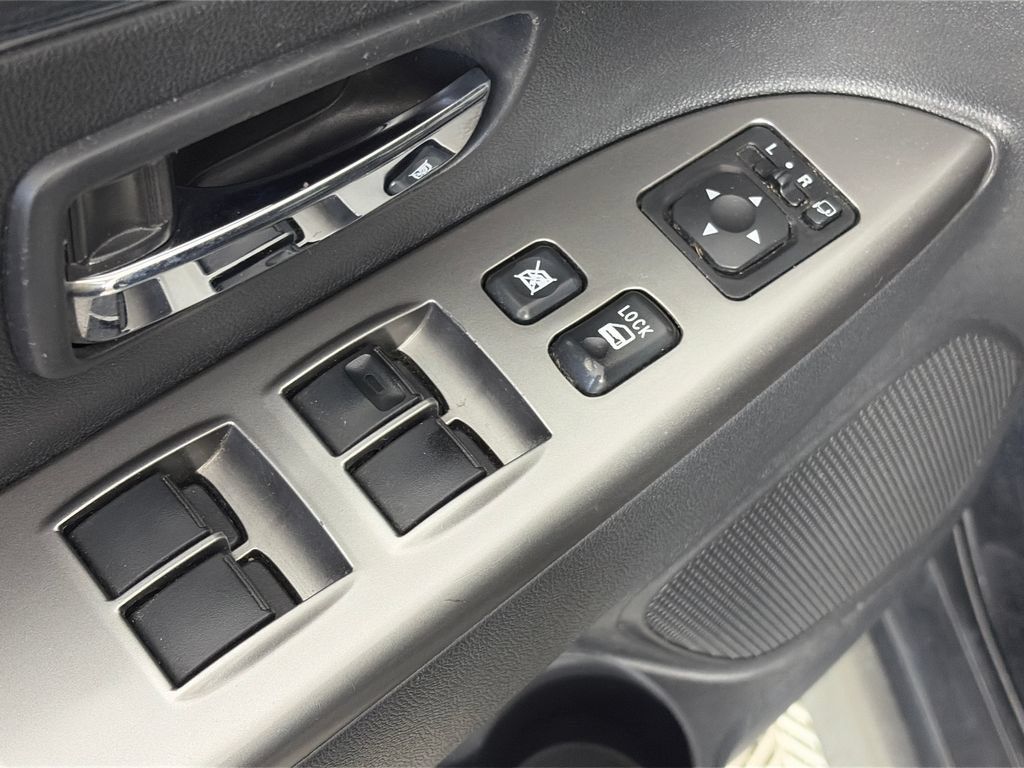 Used 2020 Mitsubishi Outlander Sport SE AWD/4WD image 24