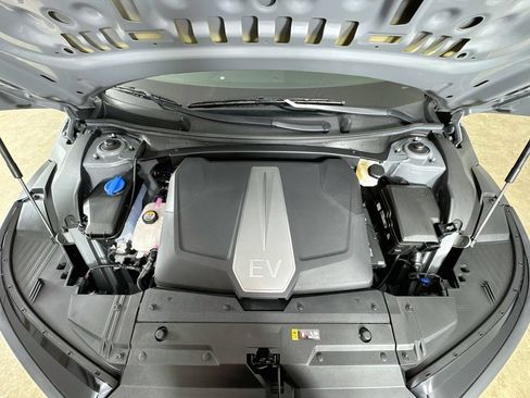 Used 2022 Kia EV6 Wind RWD image 25