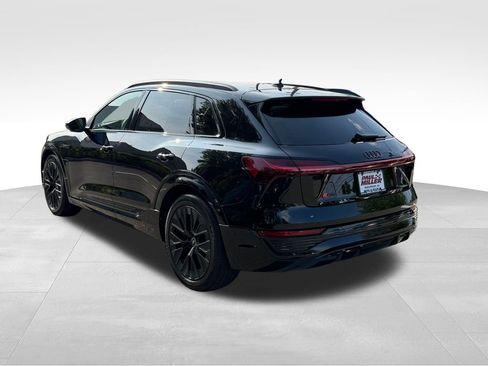 Used 2024 Audi Q8 e-tron Prestige w/ Prestige Package AWD/4WD image 5