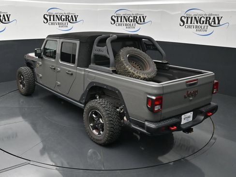 Used 2022 Jeep Gladiator Rubicon w/ Trailer Tow Package AWD/4WD image 25