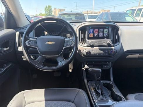 Used 2018 Chevrolet Colorado Z71 AWD/4WD image 22