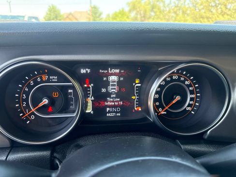 Used 2021 Jeep Wrangler Unlimited Sport AWD/4WD image 21