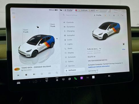 Used 2022 Tesla Model Y Long Range AWD/4WD image 44