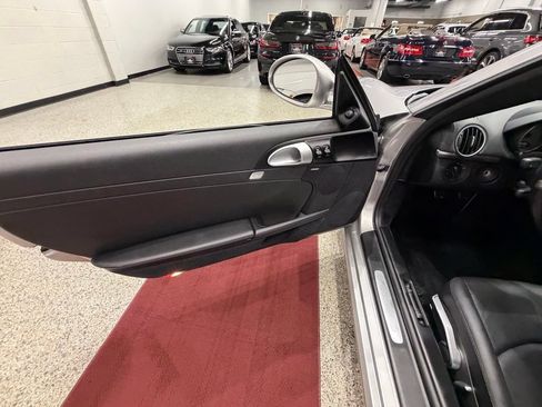 Used 2010 Porsche Cayman S RWD image 31