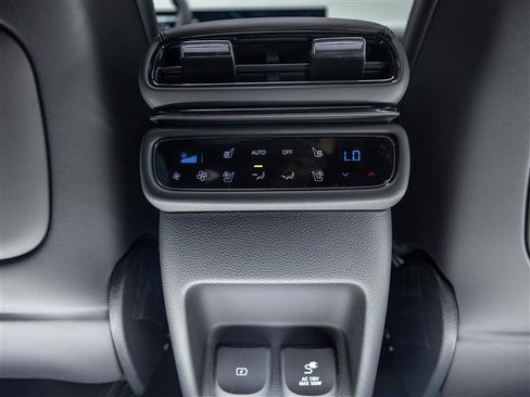 New 2026 Genesis GV80 3.5T Prestige image 40