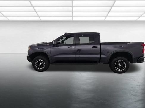 Used 2022 Chevrolet Silverado 1500 ZR2 w/ Technology Package AWD/4WD image 5