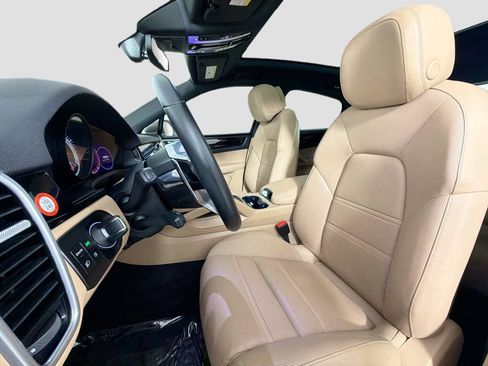 Used 2023 Porsche Cayenne Platinum Edition AWD/4WD image 22
