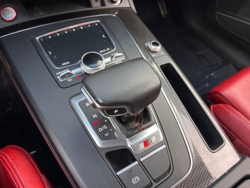 Used 2018 Audi SQ5 Prestige w/ Prestige Package image 29