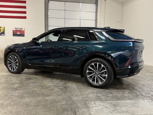 Used 2024 Cadillac Lyriq Sport AWD/4WD image 5