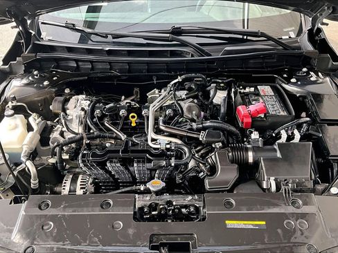 Certified 2025 Nissan Altima 2.5 SV FWD image 31