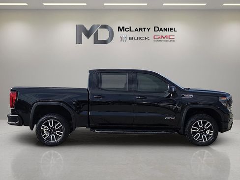 Certified 2024 GMC Sierra 1500 AT4 w/ Technology Package image 6