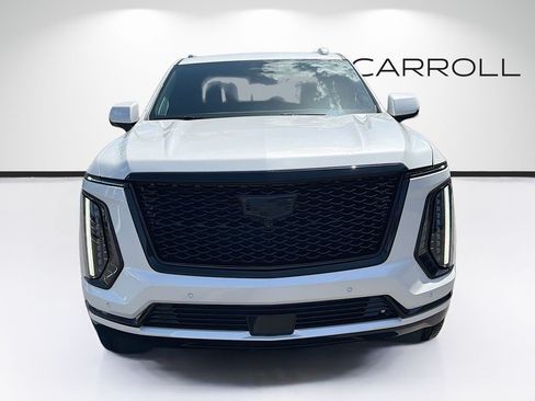 Certified 2025 Cadillac Escalade ESV Sport w/ Touring Package AWD/4WD image 9