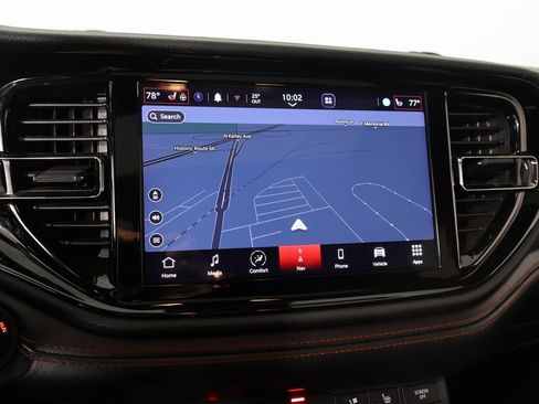 Used 2023 Dodge Durango GT image 7