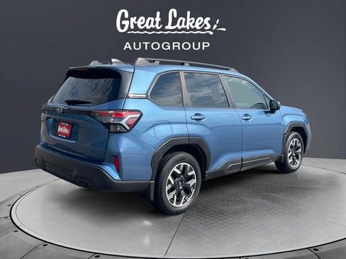 Certified 2025 Subaru Forester Premium AWD/4WD image 5
