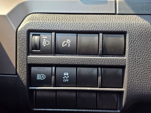 Used 2024 Toyota Tacoma TRD Off-Road AWD/4WD image 36