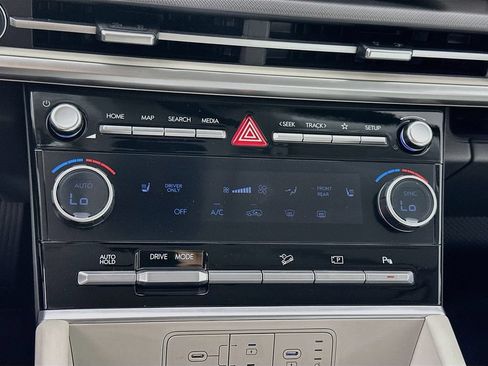 New 2027 Hyundai Santa Fe SEL FWD image 13