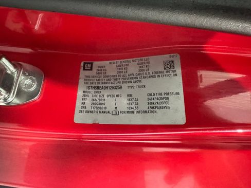 Used 2017 GMC Canyon W/T w/ Convenience Package RWD image 30