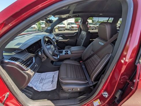New 2026 GMC Acadia Denali Ultimate AWD/4WD image 24
