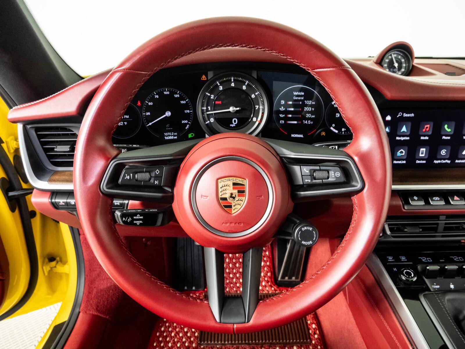 Used 2024 Porsche 911 Carrera S RWD image 9