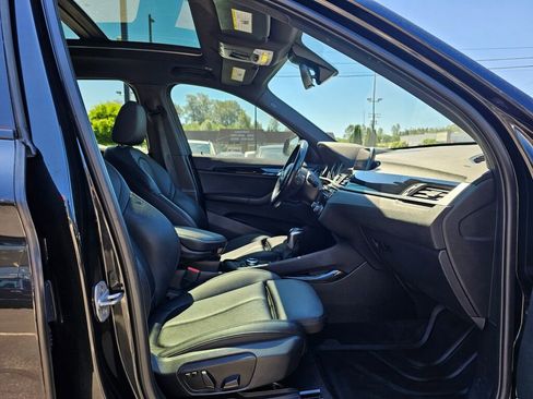 Used 2018 BMW X1 xDrive28i AWD/4WD image 10