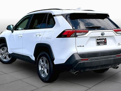 Used 2023 Toyota RAV4 XLE AWD/4WD image 12