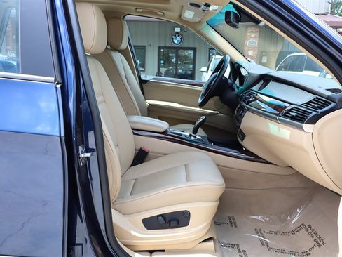 Used 2011 BMW X5 xDrive35d AWD/4WD image 16