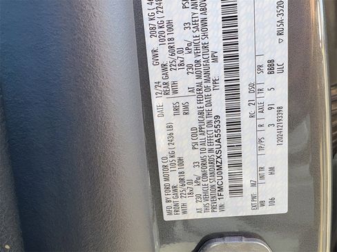 New 2025 Ford Escape ST-Line w/ Equipment Group 301A image 44