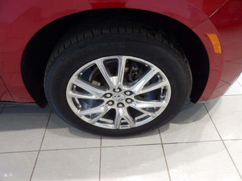 Used 2023 Buick Enclave Essence w/ Experience Buick Package image 29