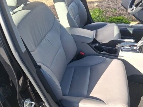 Used 2014 Honda Civic EX-L image 24